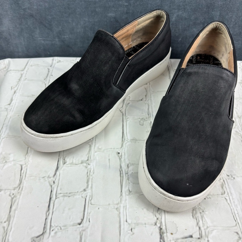 EUC Vionic Shoes Womens 7.5 Midi Loafers Black Suede Slip On Sneakers Casual
